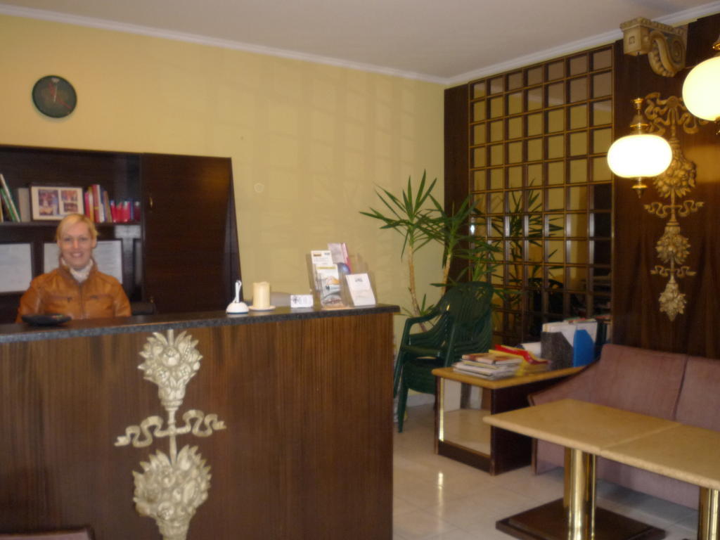 Kaloz Fregatt Panzio & Etterem Tata Ngoại thất bức ảnh